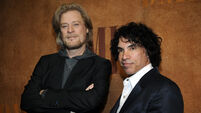 Hall and Oates row: Judge extends pause on Oates’ sale of stake in business